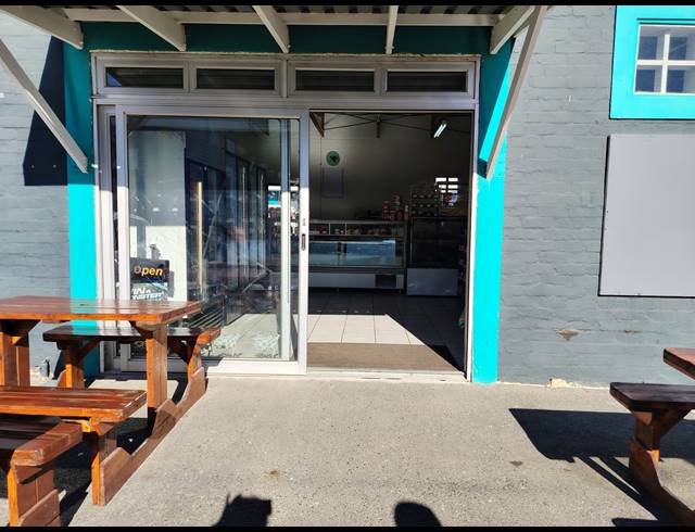 589M² INDUSTRIAL YARD FOR SALE IN SOMERSET WEST BUSINESS PARK
